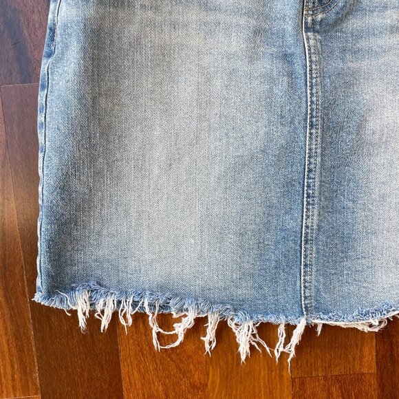 Old Navy Sz 0 Blue Denim Raw Edge Skirt - Picture 4 of 6